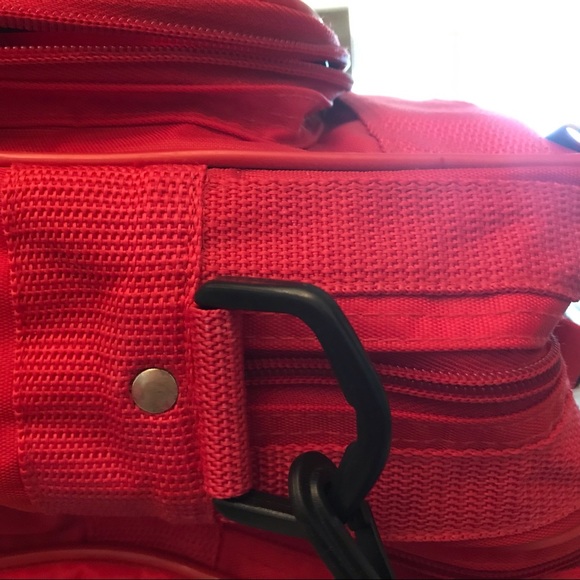 Sanrio Hello Kitty RED Classic backpack/travel bag - Picture 8 of 15